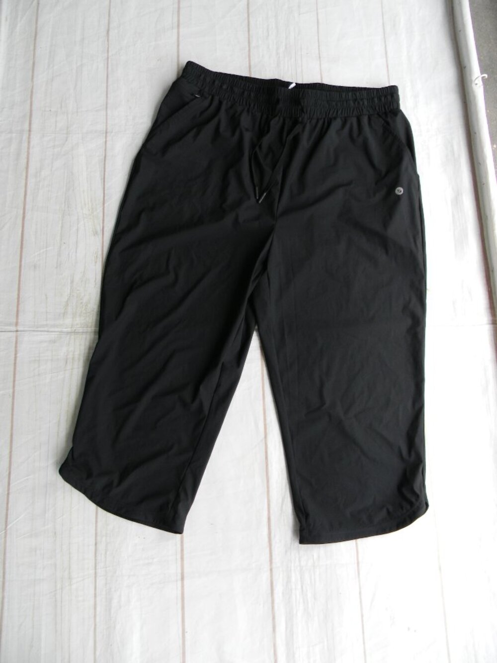Baleaf Women’s Active Outdoor Cropped Pants Black Size XL PULL-ON DRAWSTRING